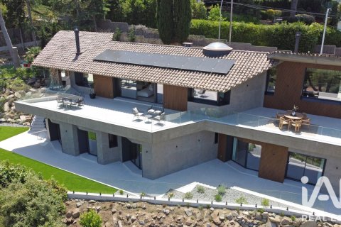 453 m² house à vendre à Premia De Dalt, Barcelona, Catalonia, Spain № 8364 - photo 5
