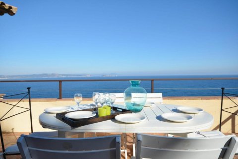 Сasa de 4 dormitorios en venta en Begur, Gerona, Cataluña, Spain № 1677 - foto 10