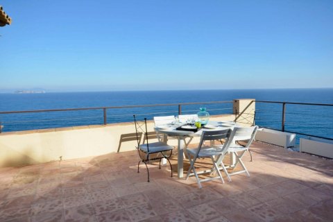 Сasa de 4 dormitorios en venta en Begur, Gerona, Cataluña, Spain № 1677 - foto 11