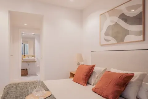 Apartamento de 3 dormitorios en venta en Barcelona, Cataluña, Spain № 1676 - foto 11