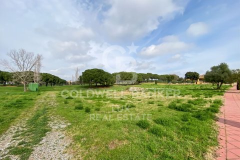 2552 sq.m. land plot for sale in Peralada, Girona, Catalonia, Spain № 5743 - photo 2