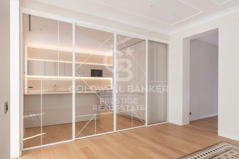 3 bedrooms apartment for sale in Barcelona, Catalonia, Spain № 5748 - photo 21