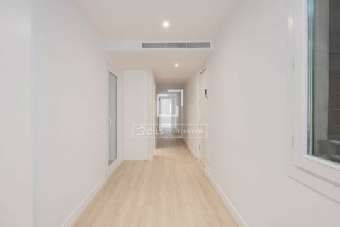 Купить квартиру в Барселона, Испания с 5 спален, 134м², № 8663 - фото 20