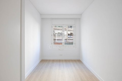 Купить квартиру в Барселона, Испания с 5 спален, 134м², № 8663 - фото 13
