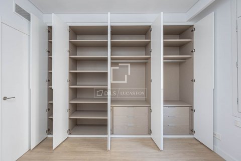 Купить квартиру в Барселона, Испания с 5 спален, 134м², № 8663 - фото 17