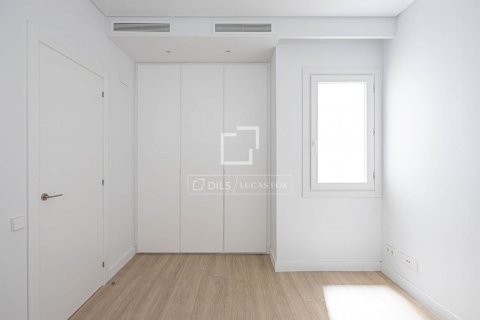 Купить квартиру в Барселона, Испания с 5 спален, 134м², № 8663 - фото 10