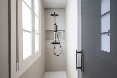 4 bedrooms apartment for sale in Barcelona, Catalonia, Spain № 4149 - photo 19