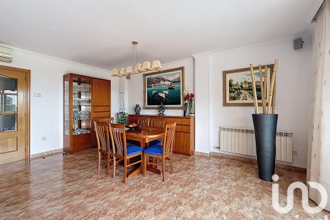 Сasa de 5 dormitorios en venta en Pineda de Mar, Barcelona, Cataluña, Spain № 4871 - foto 4