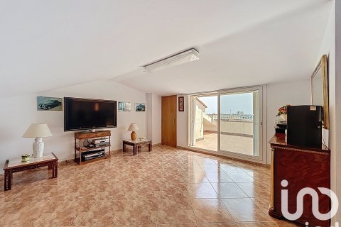 Сasa de 5 dormitorios en venta en Pineda de Mar, Barcelona, Cataluña, Spain № 4871 - foto 26