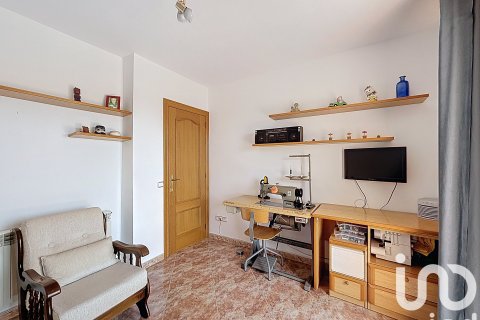 Сasa de 5 dormitorios en venta en Pineda de Mar, Barcelona, Cataluña, Spain № 4871 - foto 19