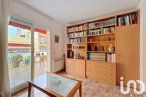 Сasa de 5 dormitorios en venta en Pineda de Mar, Barcelona, Cataluña, Spain № 4871 - foto 9