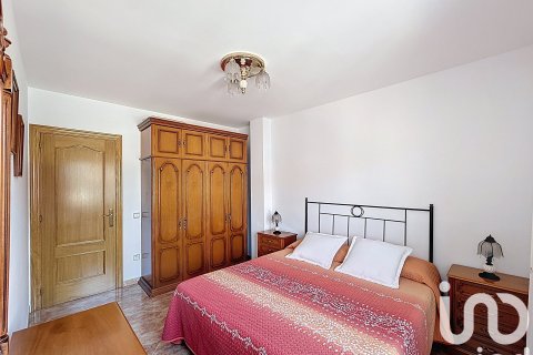 Сasa de 5 dormitorios en venta en Pineda de Mar, Barcelona, Cataluña, Spain № 4871 - foto 21