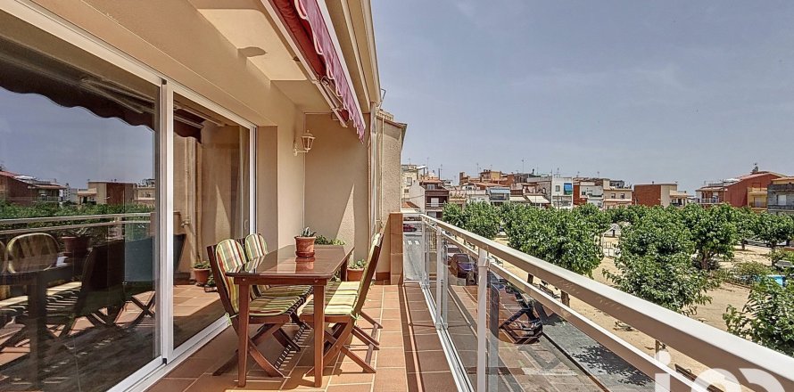 Сasa de 5 dormitorios en venta en Pineda de Mar, Barcelona, Cataluña, Spain № 4871