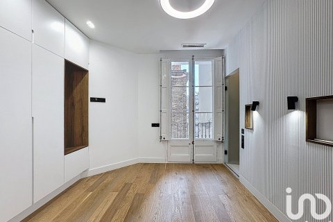 4 bedrooms apartment for sale in Barcelona, Catalonia, Spain № 4914 - photo 19
