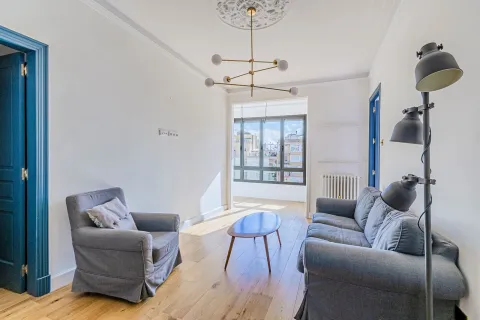 4 bedrooms apartment for sale in Barcelona, Catalonia, Spain № 1737
