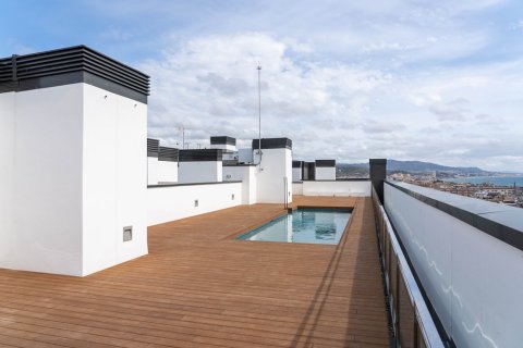 4 bedrooms apartment for sale in Badalona, Barcelona, Catalonia, Spain № 1733 - photo 17