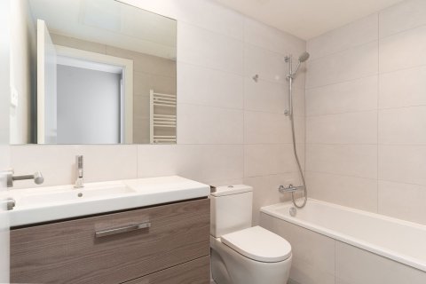 4 bedrooms apartment for sale in Badalona, Barcelona, Catalonia, Spain № 1733 - photo 12