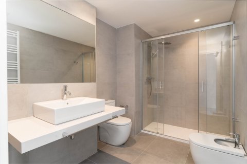 4 bedrooms apartment for sale in Badalona, Barcelona, Catalonia, Spain № 1733 - photo 11