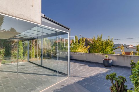 5 bedrooms villa for rent in Sant Just Desvern, Barcelona, Catalonia, Spain № 8628 - photo 8