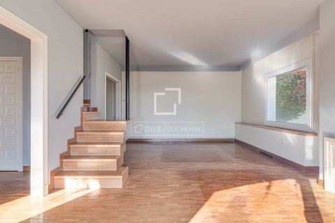 5 bedrooms villa for rent in Sant Just Desvern, Barcelona, Catalonia, Spain № 8628 - photo 10