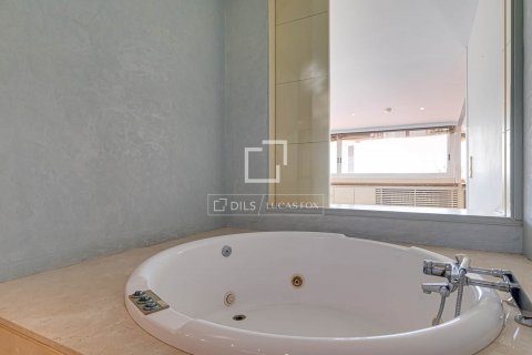 5 bedrooms villa for rent in Sant Just Desvern, Barcelona, Catalonia, Spain № 8628 - photo 18