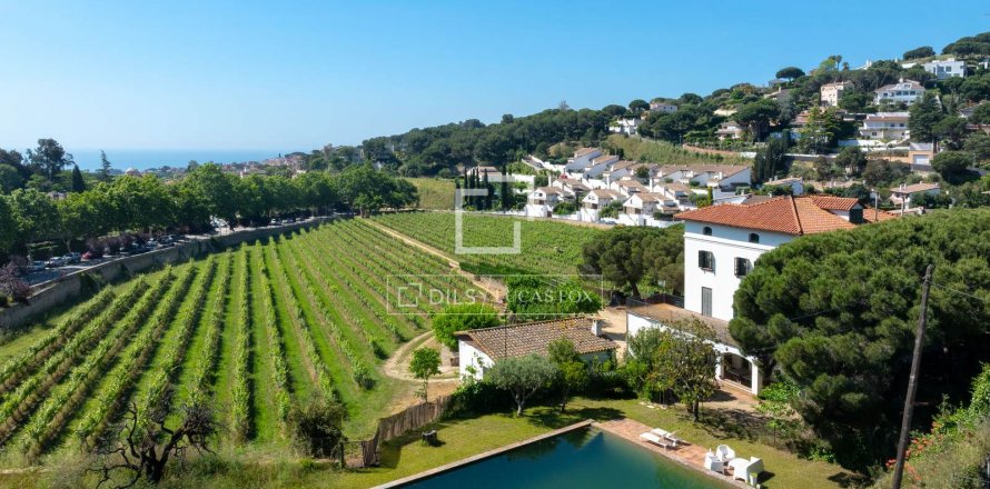 10 bedrooms finca for sale in Alella, Barcelona, Catalonia, Spain № 8629