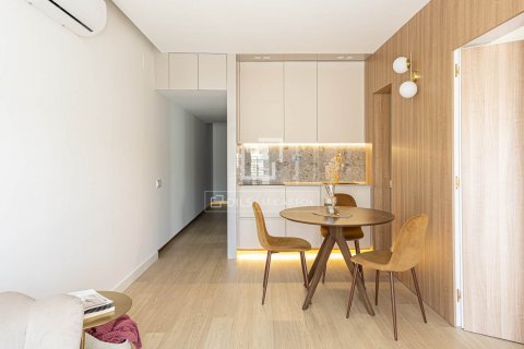 2 bedrooms apartment for rent in Barcelona, Catalonia, Spain № 8624 - photo 14