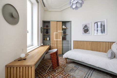 Снять в аренду квартиру в Барселона, Испания с 3 спальни, 170м², № 8626 - фото 24