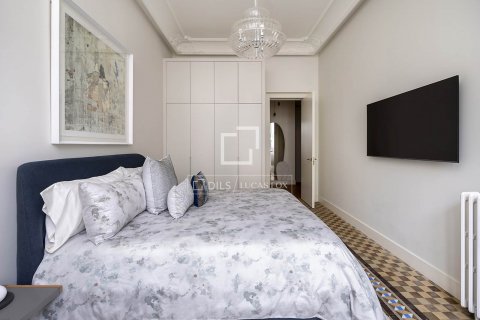 Снять в аренду квартиру в Барселона, Испания с 3 спальни, 170м², № 8626 - фото 22