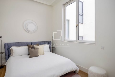 Снять в аренду квартиру в Барселона, Испания с 3 спальни, 170м², № 8626 - фото 30
