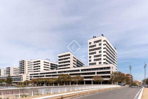Apartamento de 3 dormitorios en venta en Barcelona, Cataluña, Spain № 4227 - foto 12