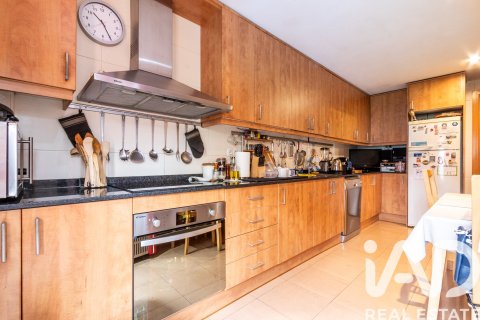 Apartamento de 4 dormitorios en venta en Sant Quirze Del Valles, Barcelona, Cataluña, Spain № 7542 - foto 5