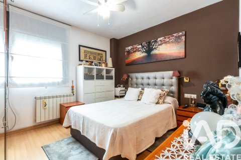 Apartamento de 4 dormitorios en venta en Sant Quirze Del Valles, Barcelona, Cataluña, Spain № 7542 - foto 18