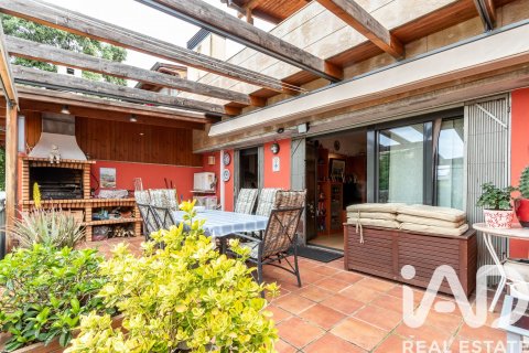 Apartamento de 4 dormitorios en venta en Sant Quirze Del Valles, Barcelona, Cataluña, Spain № 7542 - foto 9