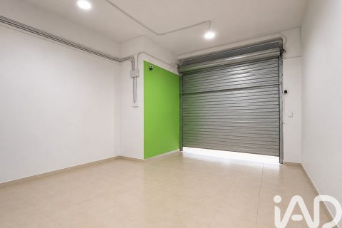 75 sq.m. commercial property for rent in Cunit, Tarragona, Catalonia, Spain № 8874