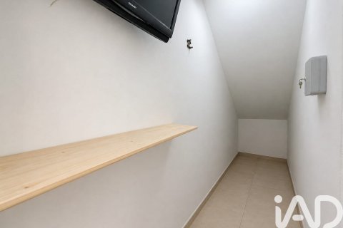 75 sq.m. commercial property for rent in Cunit, Tarragona, Catalonia, Spain № 8874 - photo 8