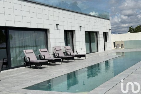 5 bedrooms house for sale in Sant Esteve Sesrovires, Barcelona, Catalonia, Spain № 7575