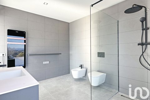 5 bedrooms house for sale in Sant Esteve Sesrovires, Barcelona, Catalonia, Spain № 7575 - photo 19