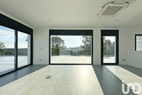5 bedrooms house for sale in Sant Esteve Sesrovires, Barcelona, Catalonia, Spain № 7575 - photo 17
