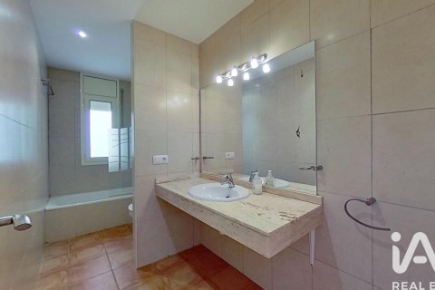 4 bedrooms house for rent in Roda de Berà, Tarragona, Catalonia, Spain № 7577 - photo 18