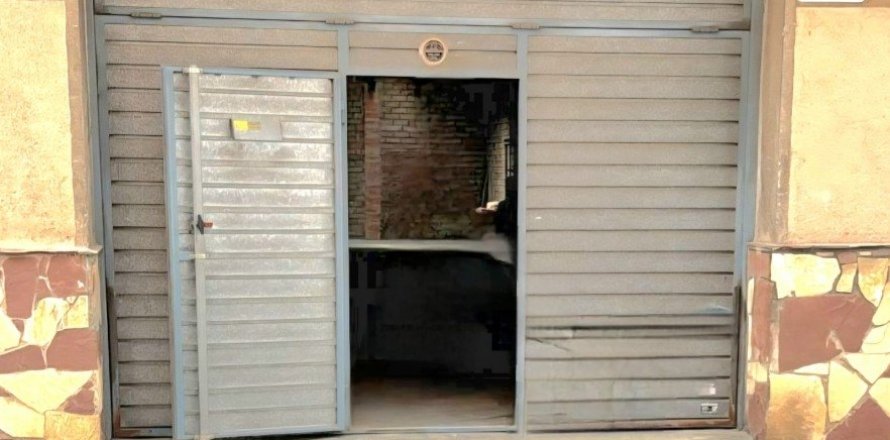 175 sq.m. commercial property for rent in Sabadell, Barcelona, Catalonia, Spain № 7578