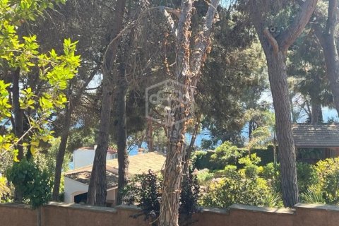 200 sq.m. land plot for sale in Lloret de Mar, Girona, Catalonia, Spain № 3081 - photo 2