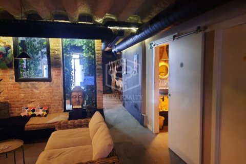 Купить коммерческую недвижимость в Барселона, Испания 98м², № 3082 - фото 4