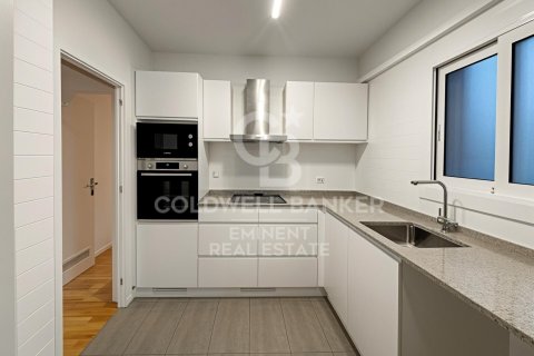 Купить квартиру в Барселона, Испания с 2 спальни, 98м², № 5279 - фото 4