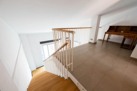 4 bedrooms penthouse for sale in Mataro, Barcelona, Catalonia, Spain № 2668 - photo 15