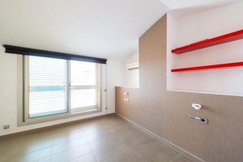 4 bedrooms penthouse for sale in Mataro, Barcelona, Catalonia, Spain № 2668 - photo 14