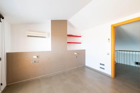 4 bedrooms penthouse for sale in Mataro, Barcelona, Catalonia, Spain № 2668 - photo 12