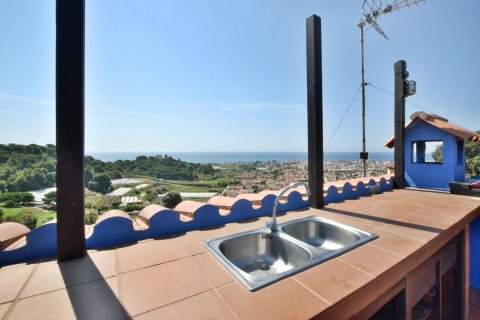3 bedrooms house for sale in Pineda de Mar, Barcelona, Catalonia, Spain № 2670 - photo 6