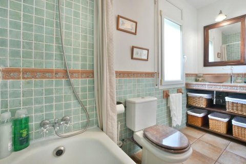 3 bedrooms house for sale in Pineda de Mar, Barcelona, Catalonia, Spain № 2670 - photo 18