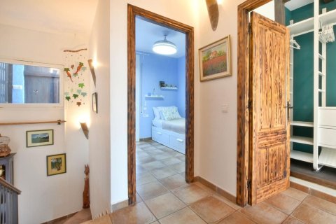 3 bedrooms house for sale in Pineda de Mar, Barcelona, Catalonia, Spain № 2670 - photo 21